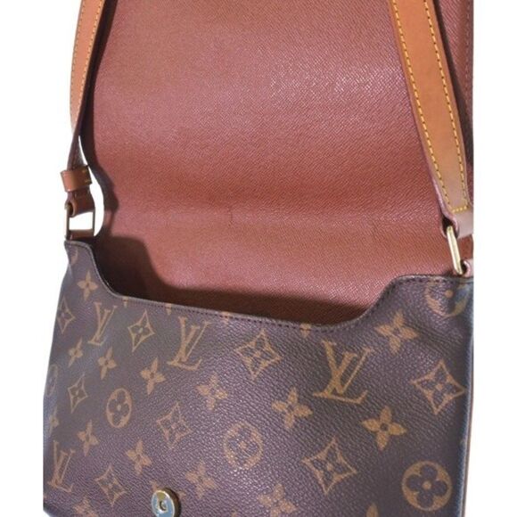 Louis Vuitton Musette Tango Monogram Shoulder Bag - Picture 5 of 9